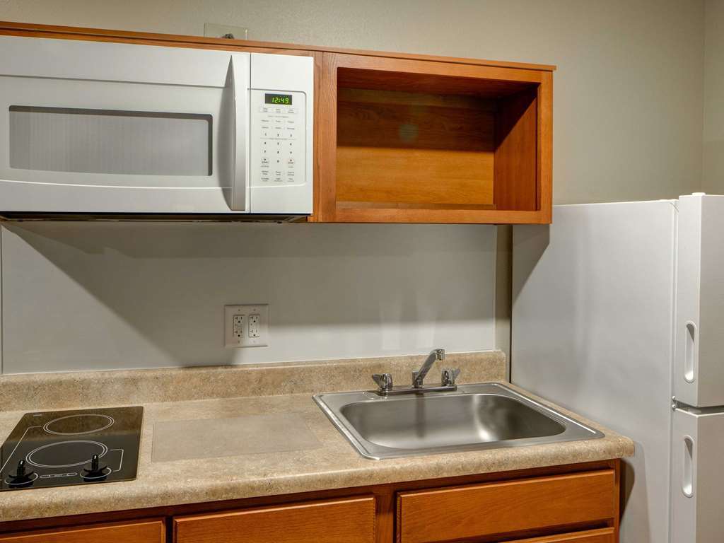 Woodspring Suites Ankeny Des Moines الغرفة الصورة
